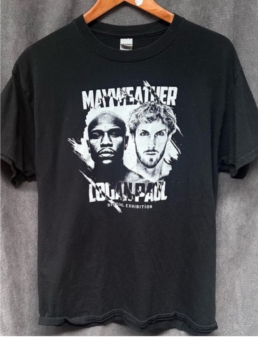 Mayweather logan Paul special exhibition T-shirt Sz large